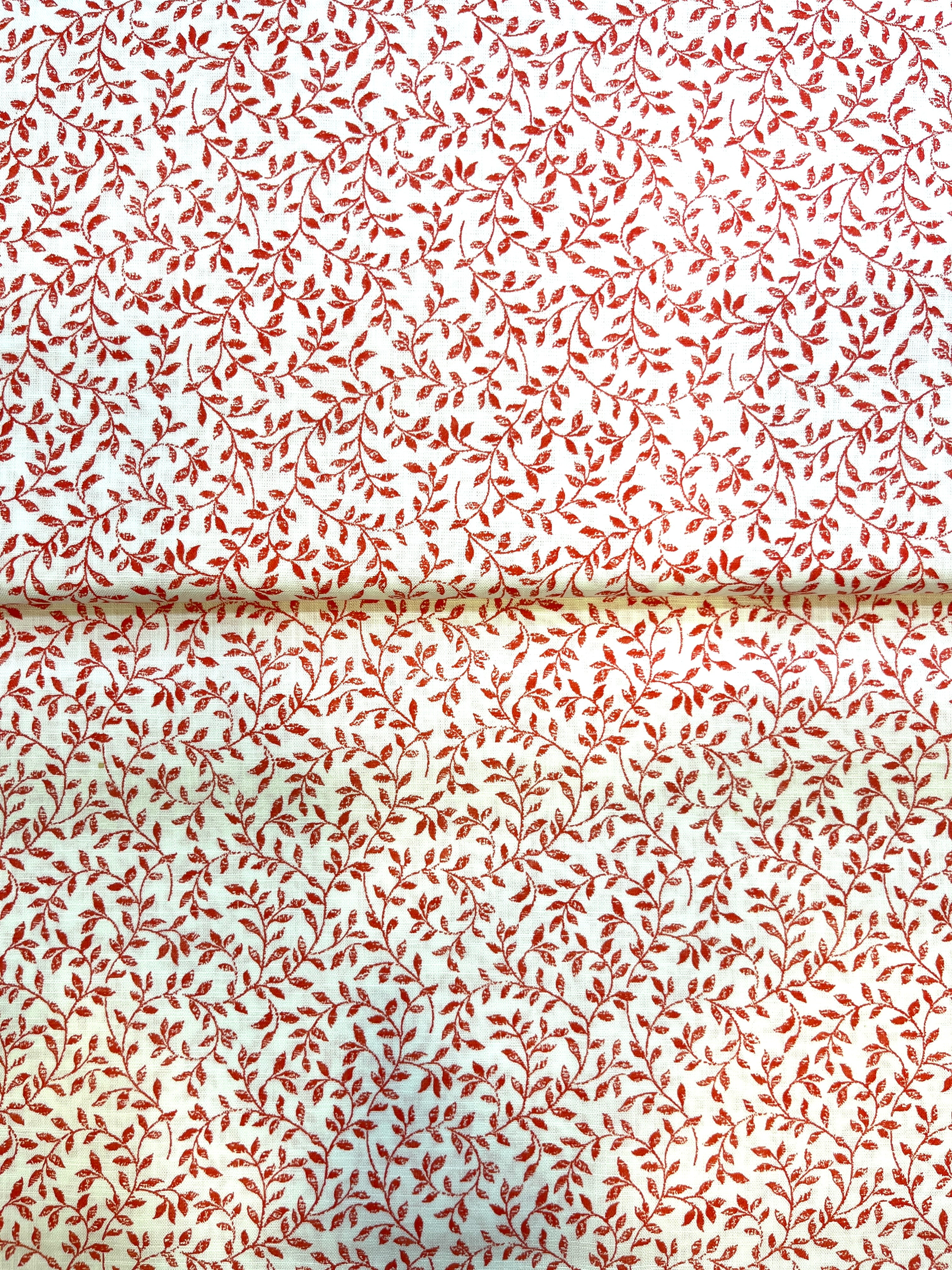 100% Giza Cotton Red Calico Floral Printed Shirting Fabric