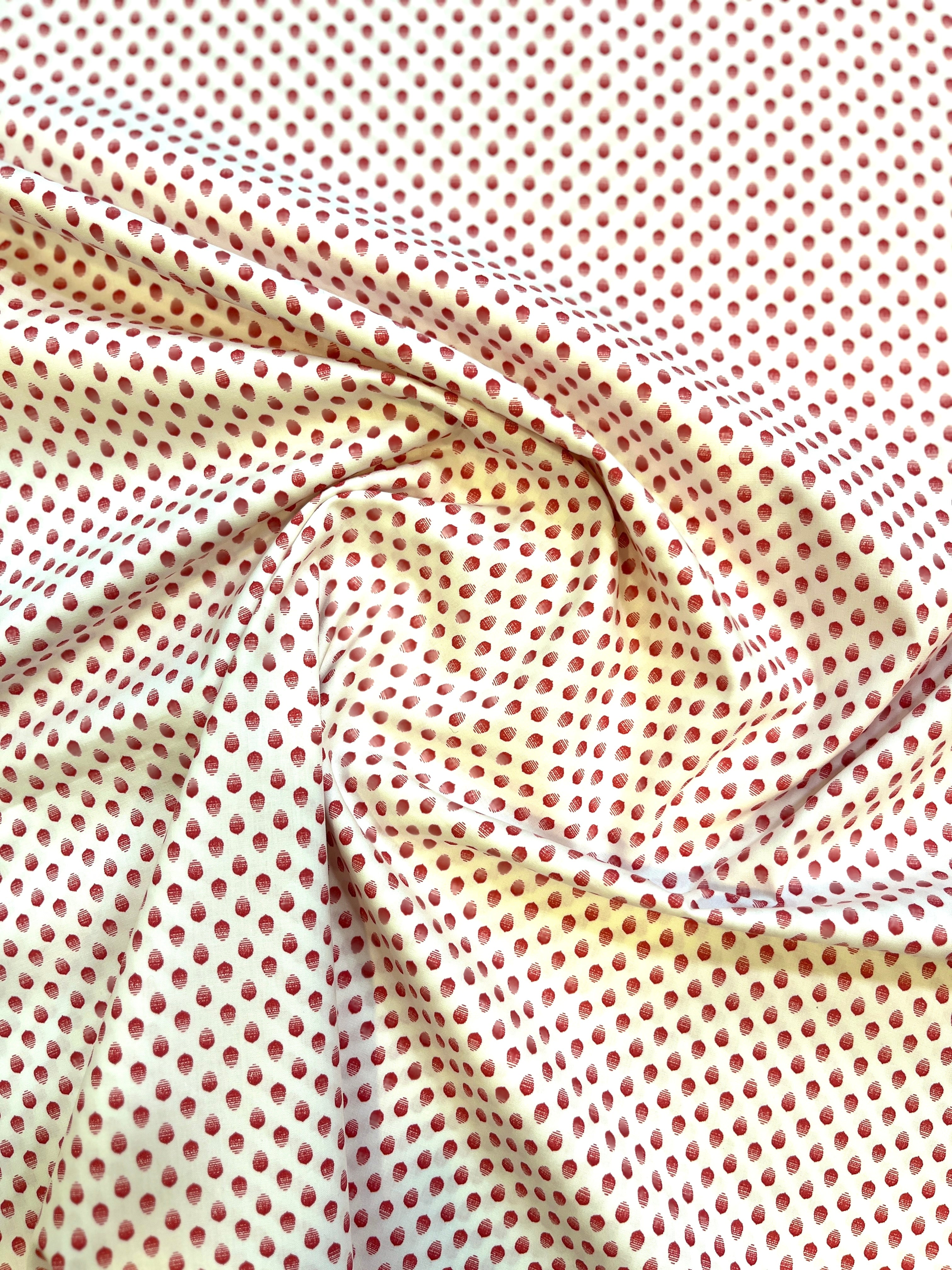100% Giza Cotton Red Polka Dot Printed Shirting Fabric