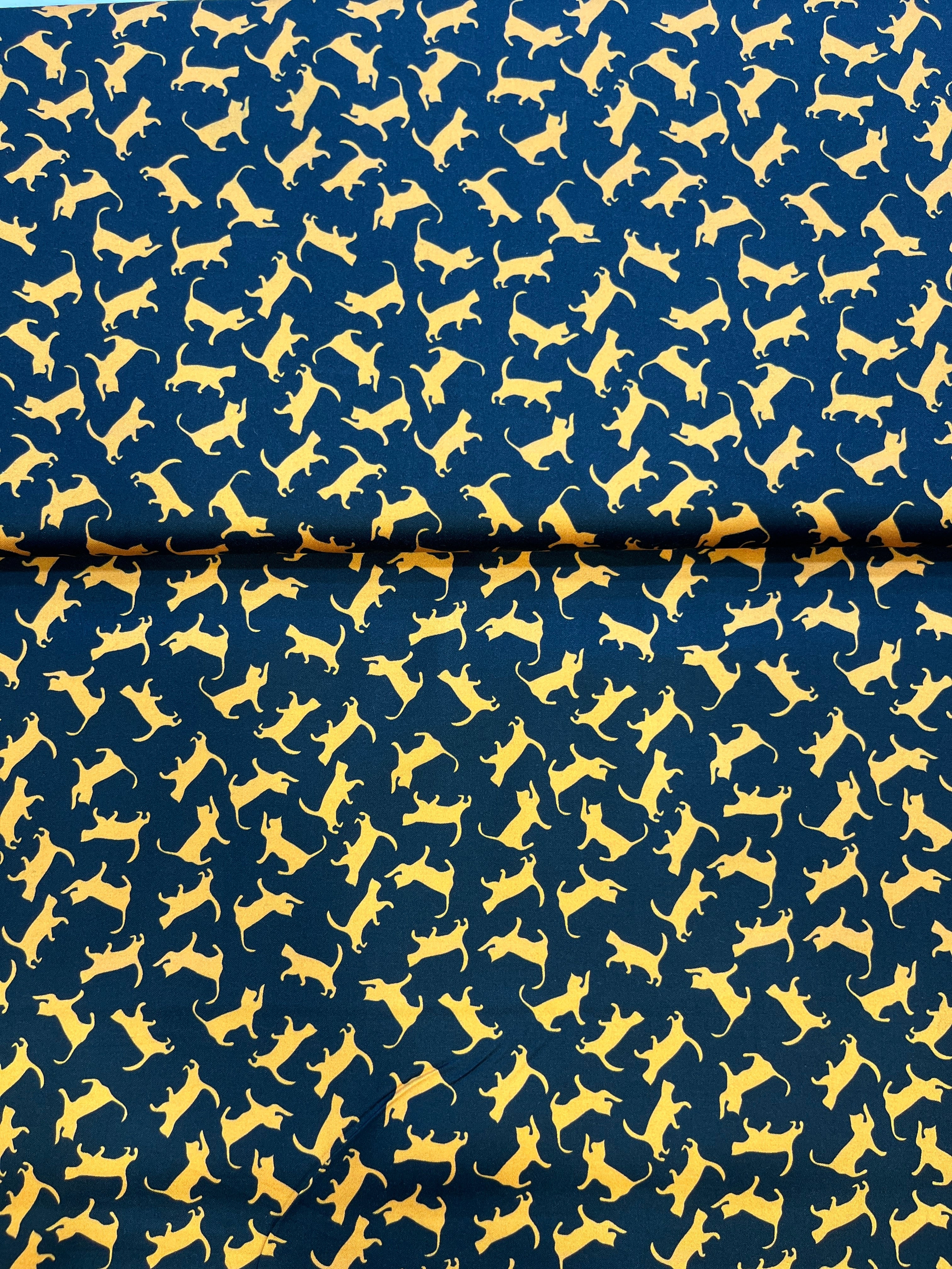 100% Giza Cotton Animal Printed Dark Blue Shirting Fabric