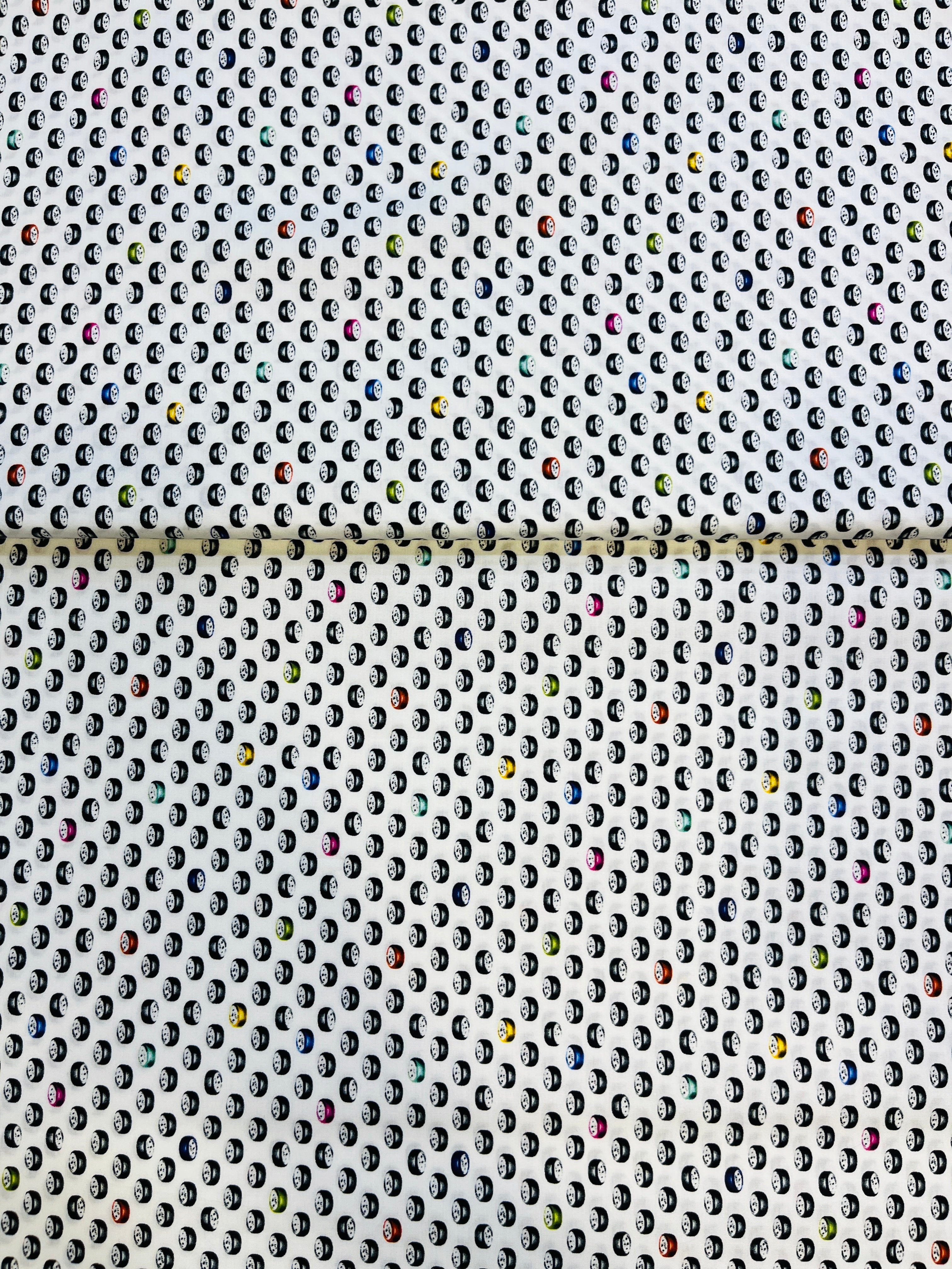 100% Giza Cotton White Printed Shirting Fabric