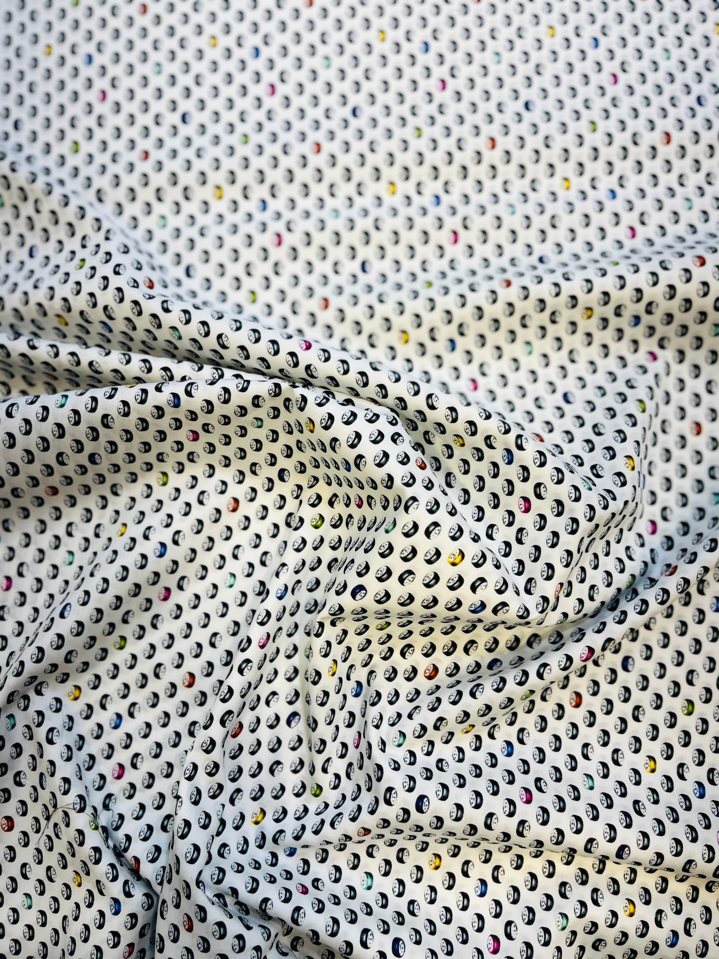 100% Giza Cotton White Printed Shirting Fabric