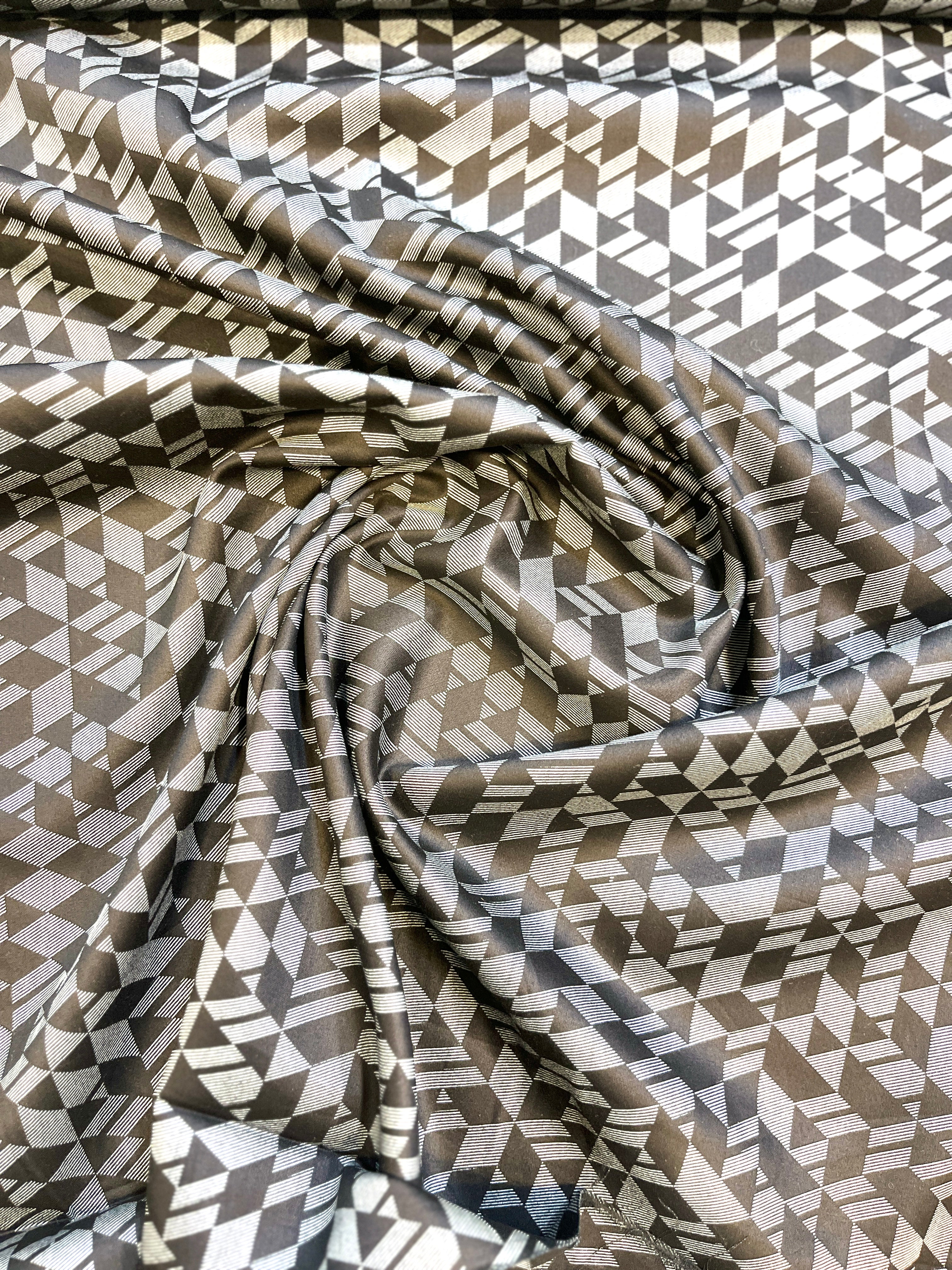 100% Giza Cotton Black Abstract Printed Shirting Fabric