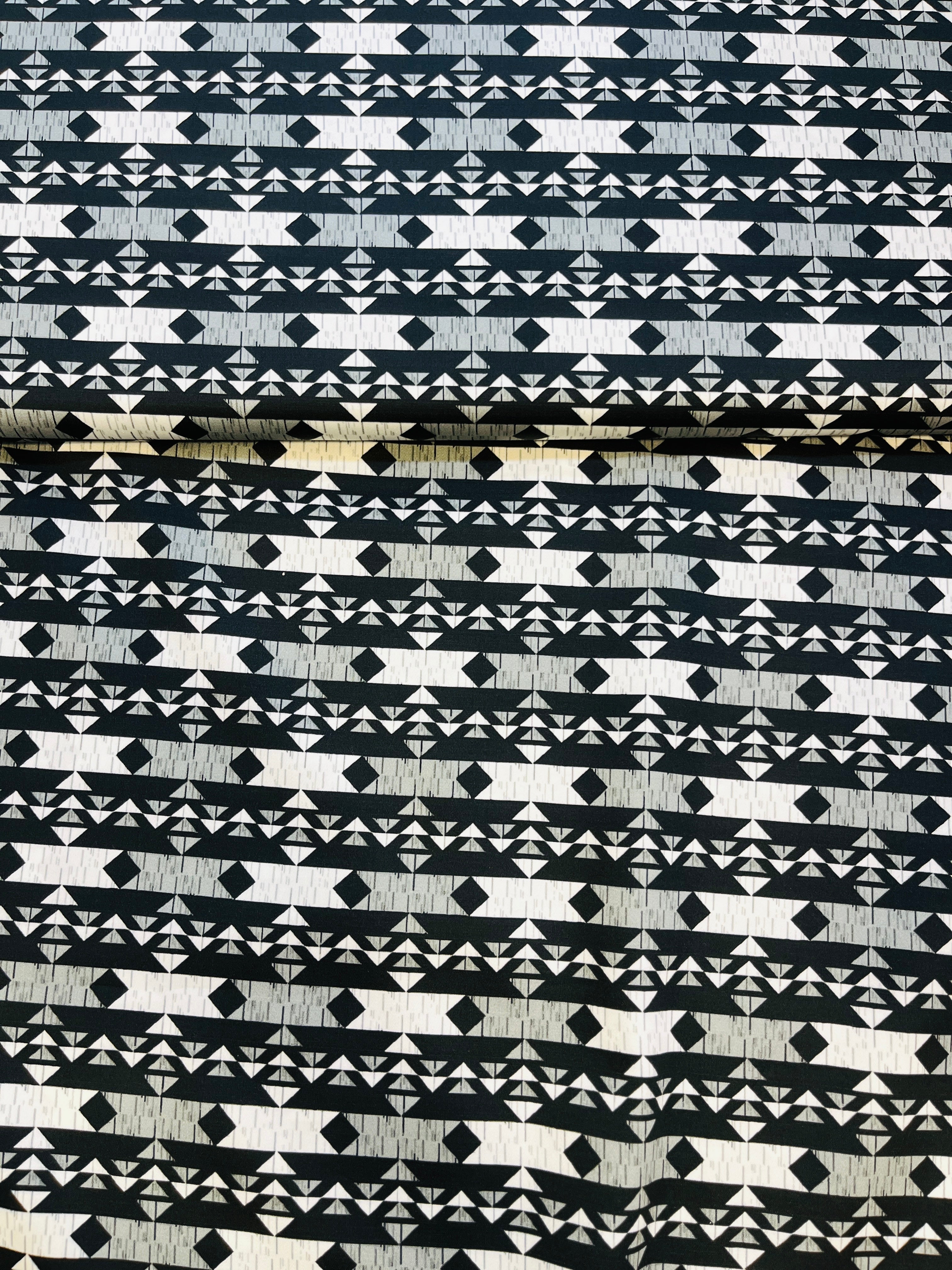 100% Giza Cotton Balck Geometric Printed Shirting Fabric