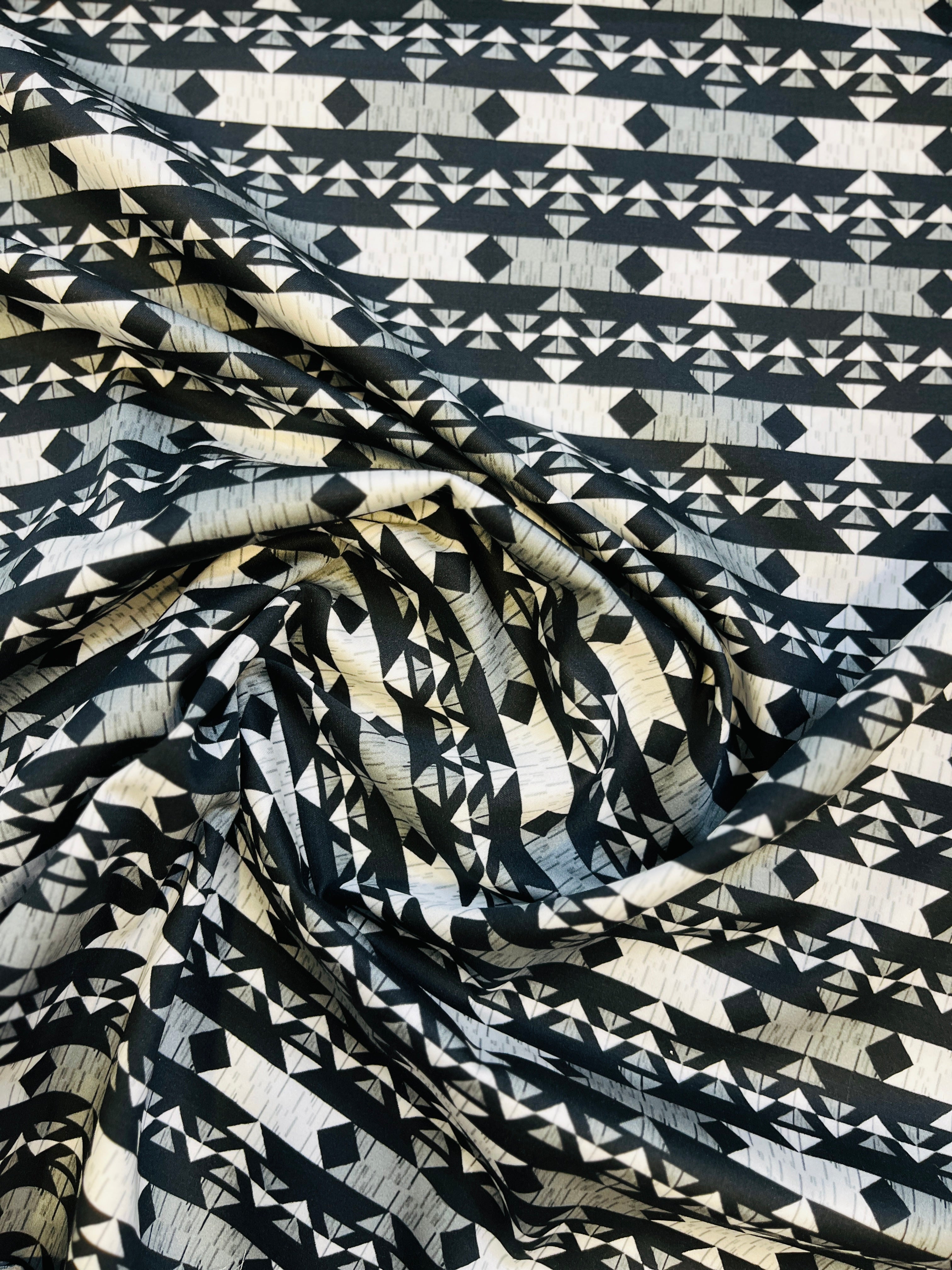 100% Giza Cotton Balck Geometric Printed Shirting Fabric