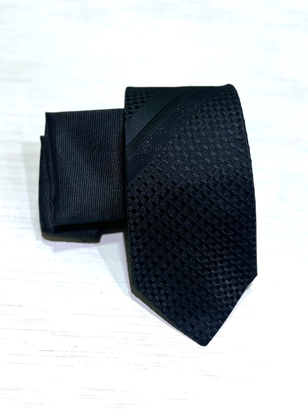 Classic Men's Black Tie with pocket sqaure